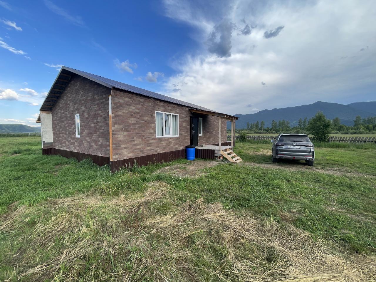 Дом в Усть-Коксе Барн-Хаус на 9 человек.