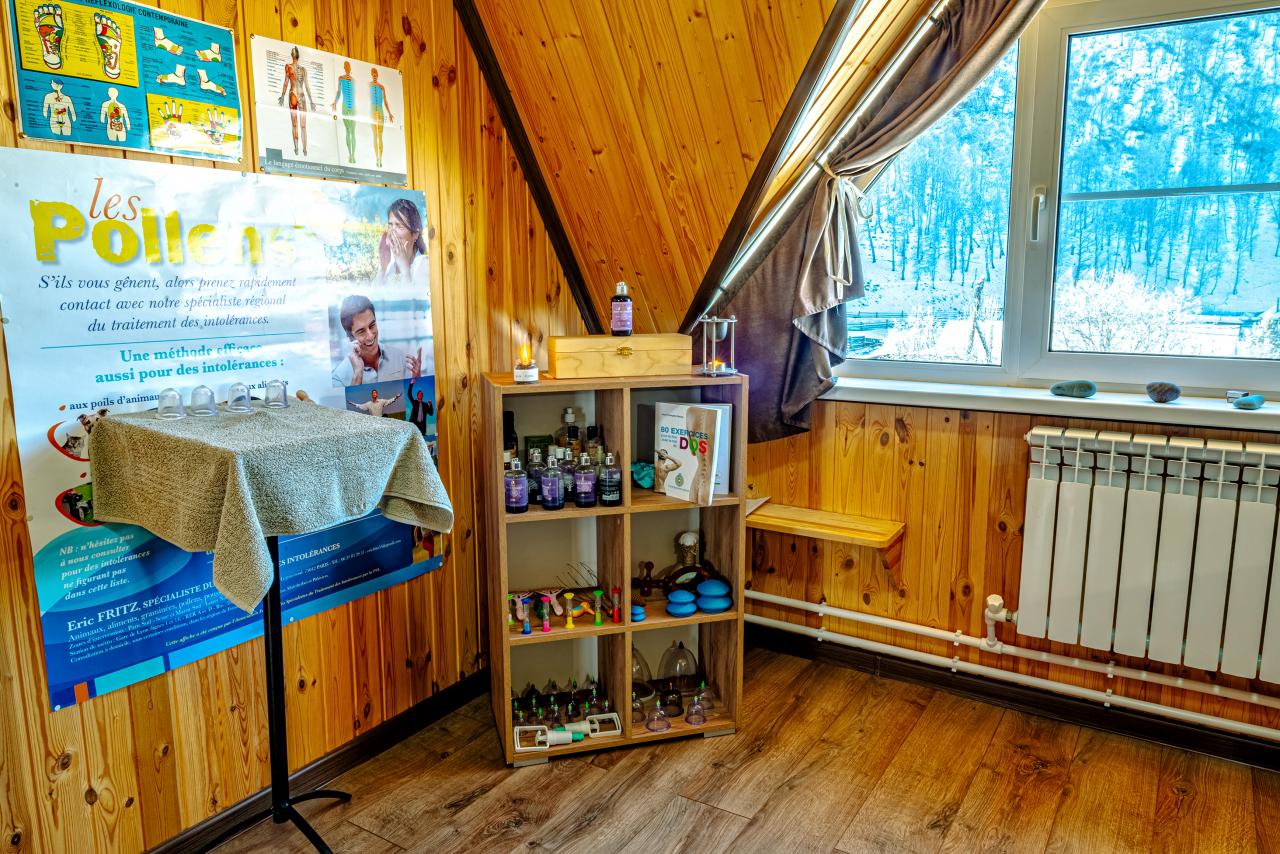 Комната 3 (массажный кабинет)