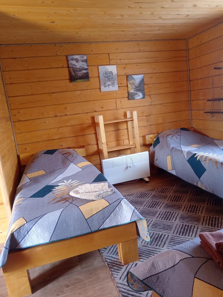 4х местный благоустроенный домик. 