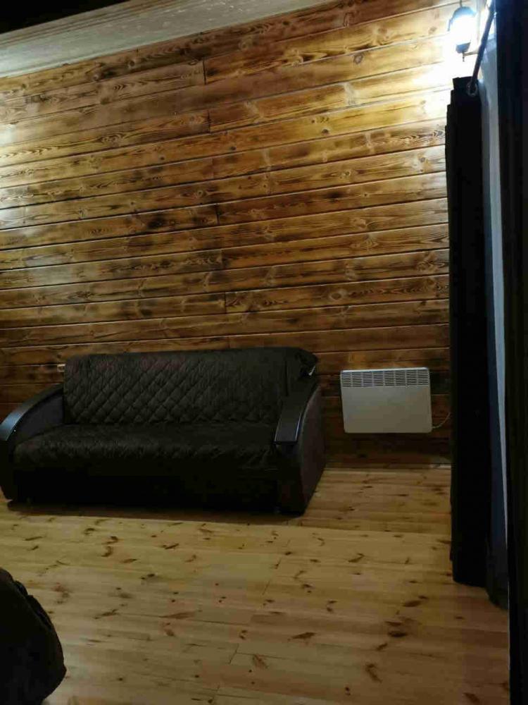 Дом №2 на 6 человек благоустроенный (санузел с душем)