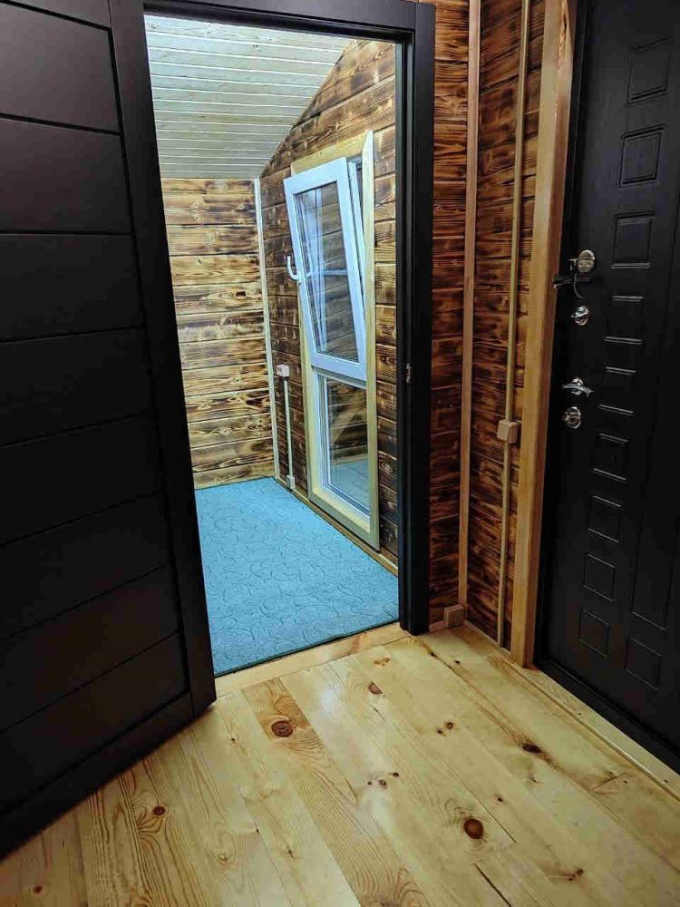 Дом №2 на 6 человек благоустроенный (санузел с душем)