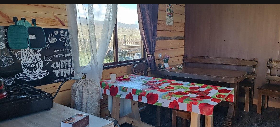 База отдыха "Кызыл Кайа" на Алтае в с. Чаган-Узун вблизи Марса