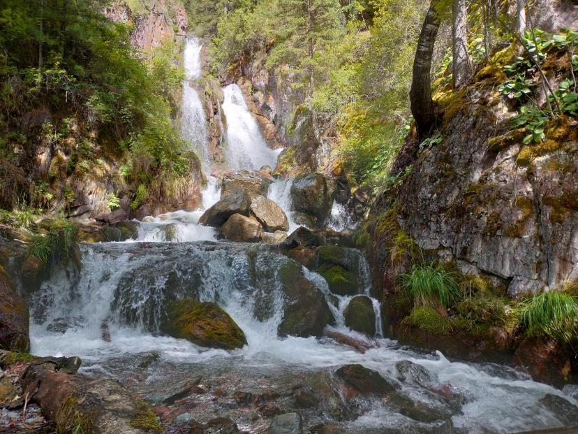 Экскурсии на Уларский водопад в Чибите