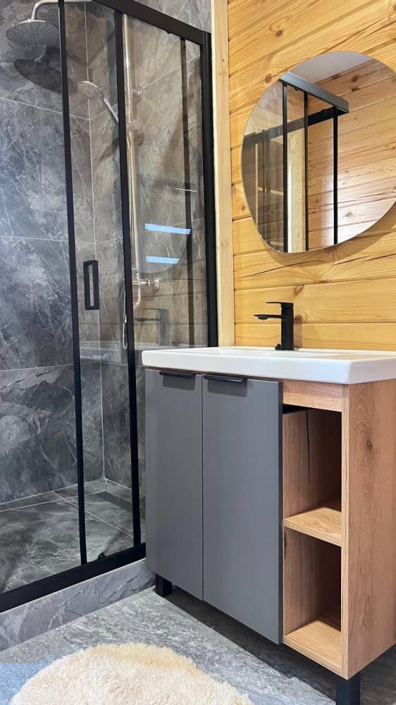 Коттедж двухэтажный 4-местный