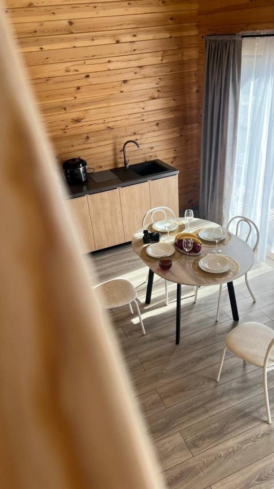 Коттедж двухэтажный 4-местный