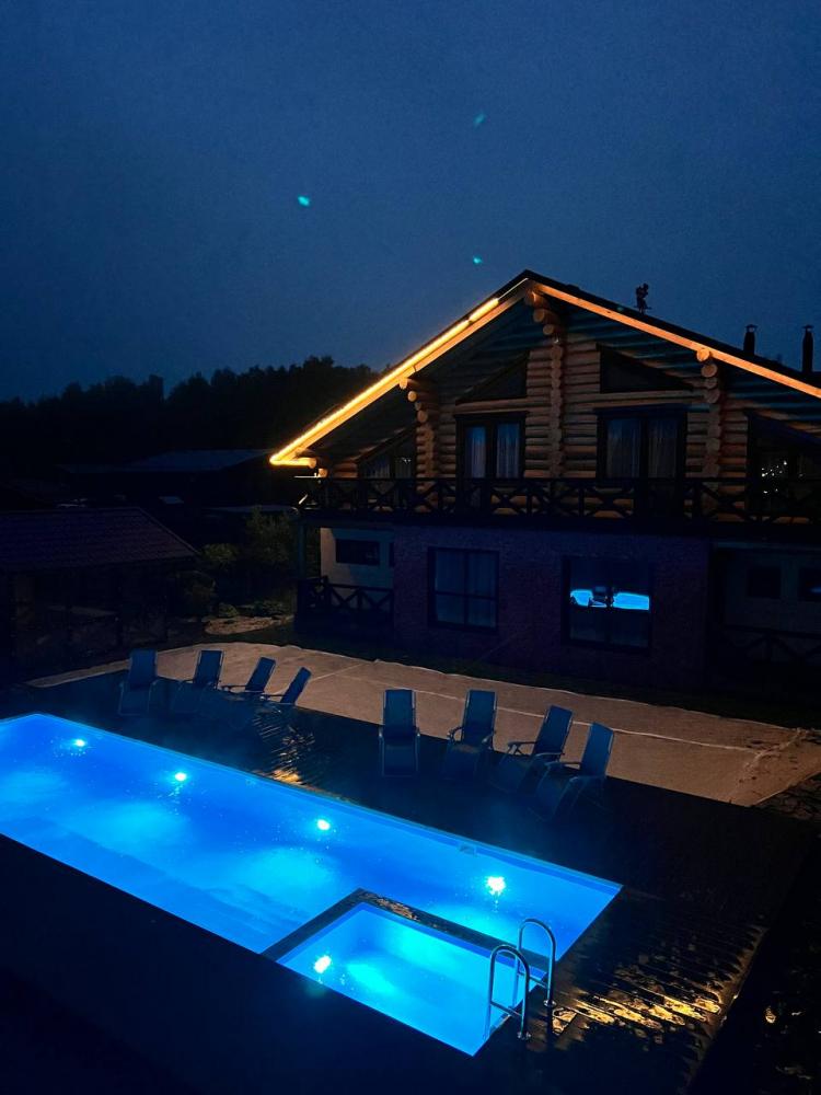 База отдыха на Алтае с бассейном с подогревом