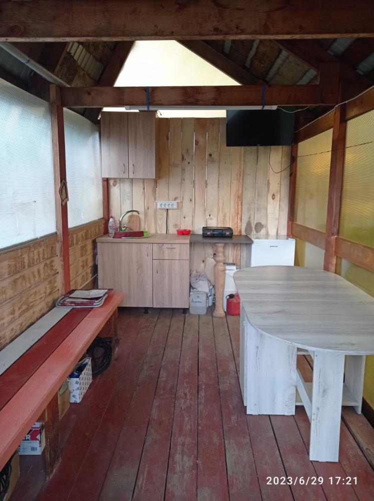 Беседка-кухня на территории