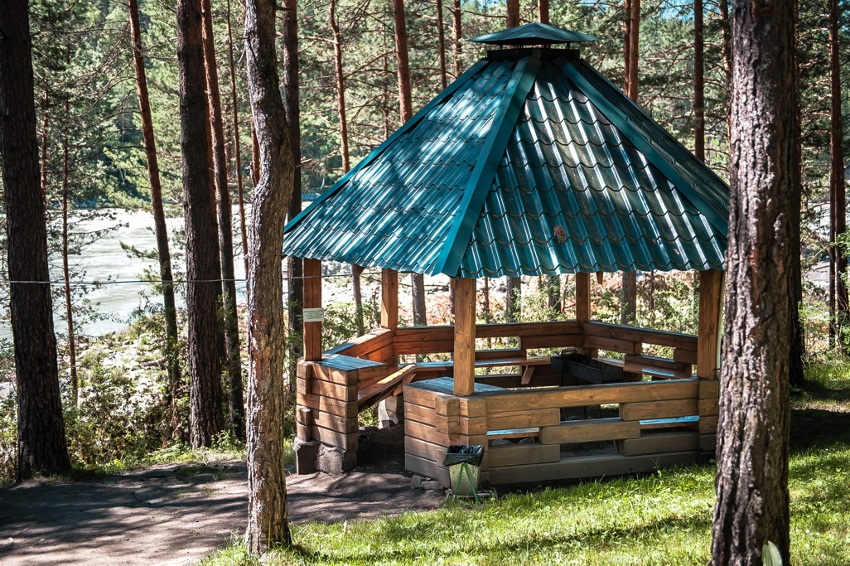 Беседка над Катунью