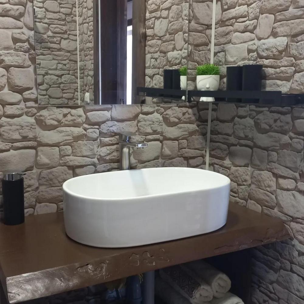 Дом в Чемале на отдельной территории