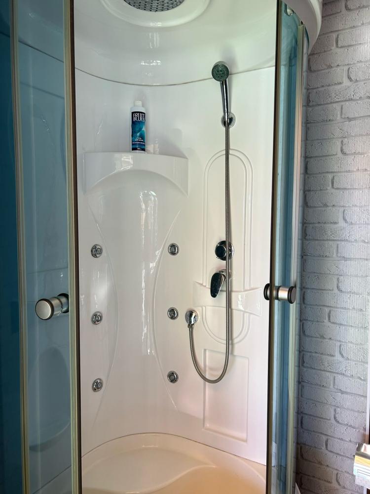 Санузел с душем, 2 этаж