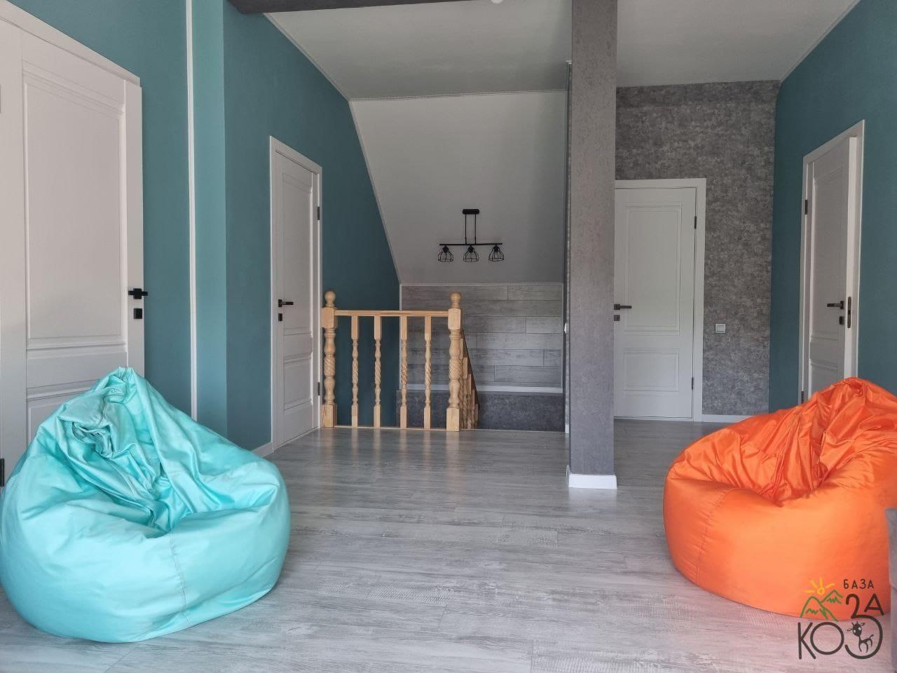 Дом на Алтае у реки Катунь вблизи Манжерока