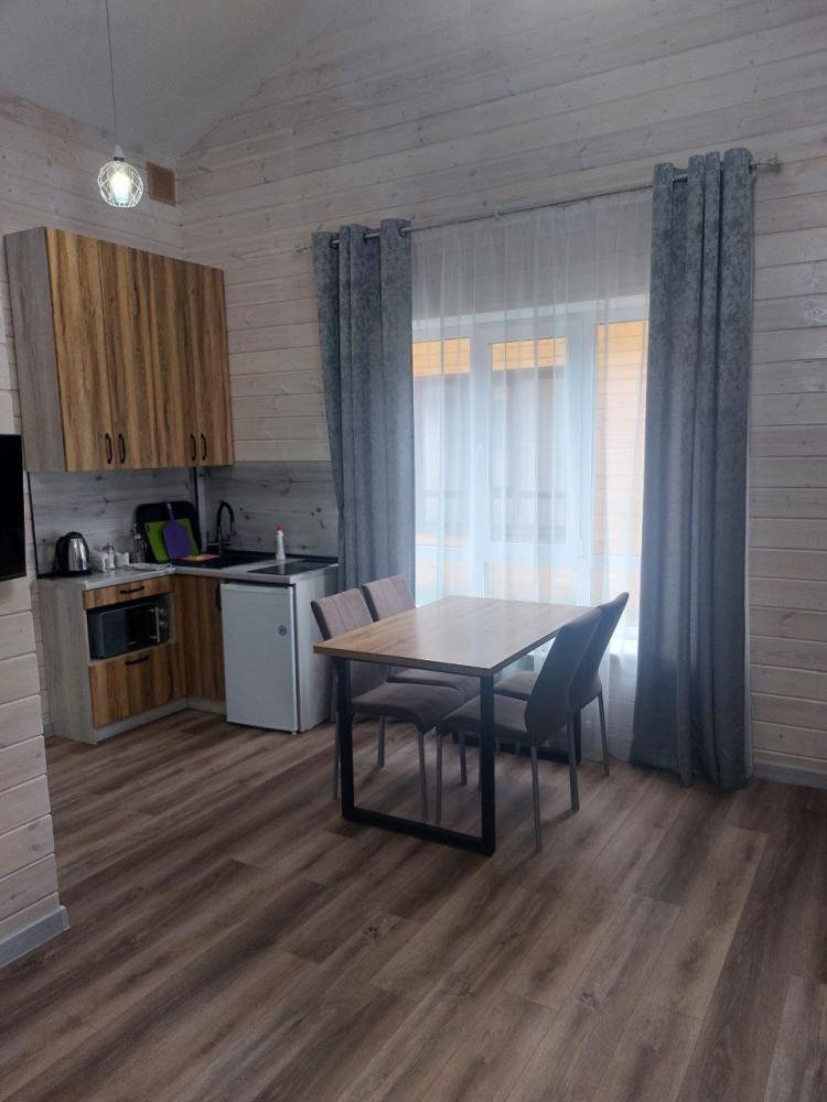 Коттедж Улучшенный 2-комнатный благоустроенный