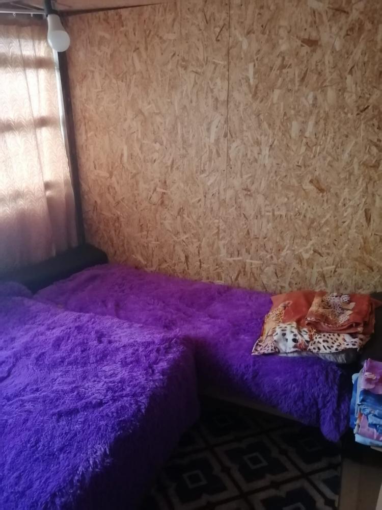 Номер №1 с тремя двуспальными кроватями (до 6 чел.)