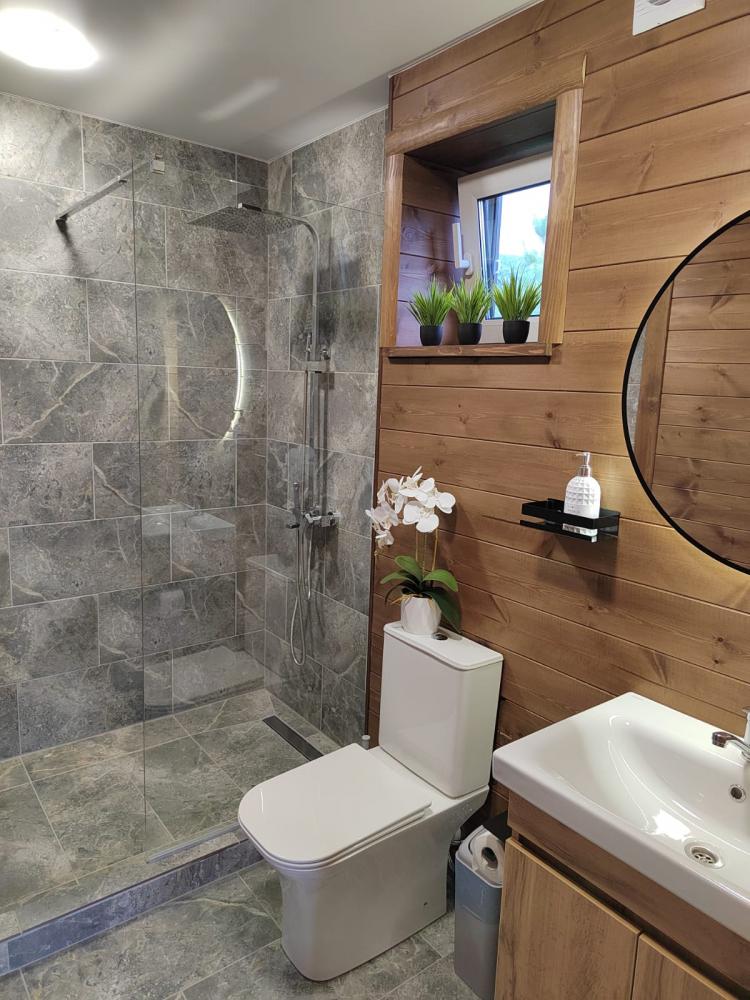 Люкс №5 трехкомнатный с кухней