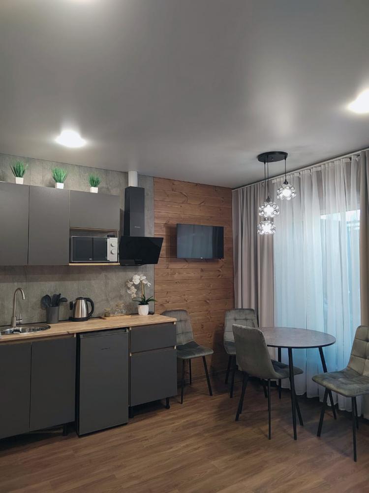 Люкс №3 двухкомнатный 4-местный с кухней 