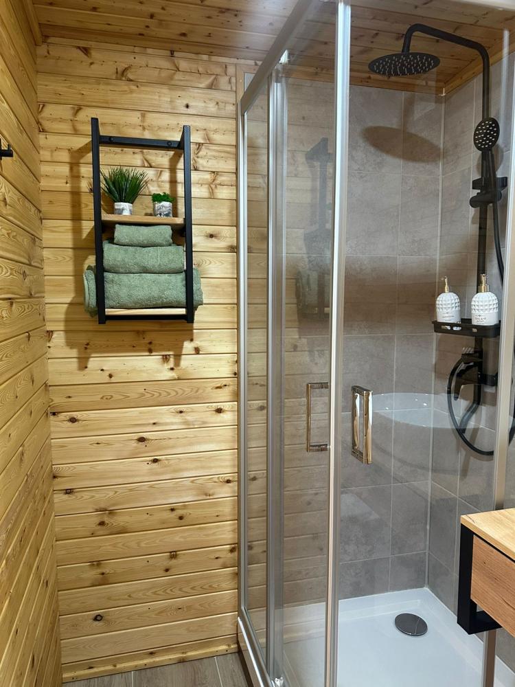 Акташ база отдыха "Ели&Мох" на Алтае