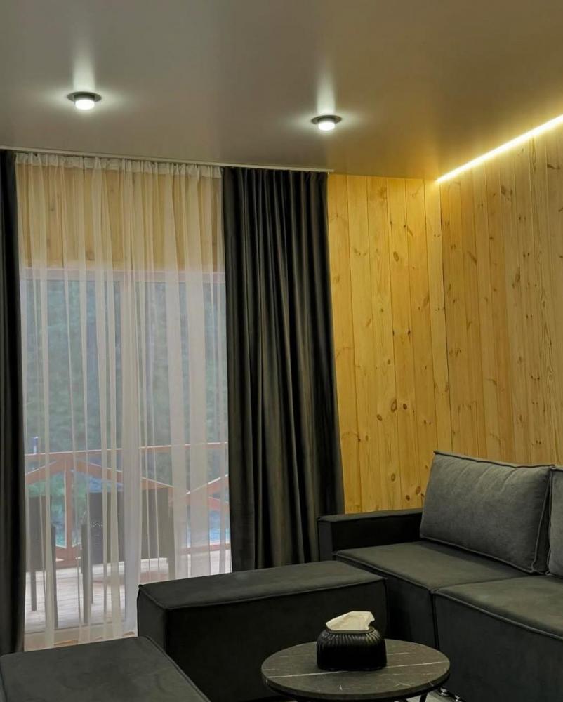 Дом отдельностоящий двухкомнатный благоустроенный до 5 чел. 