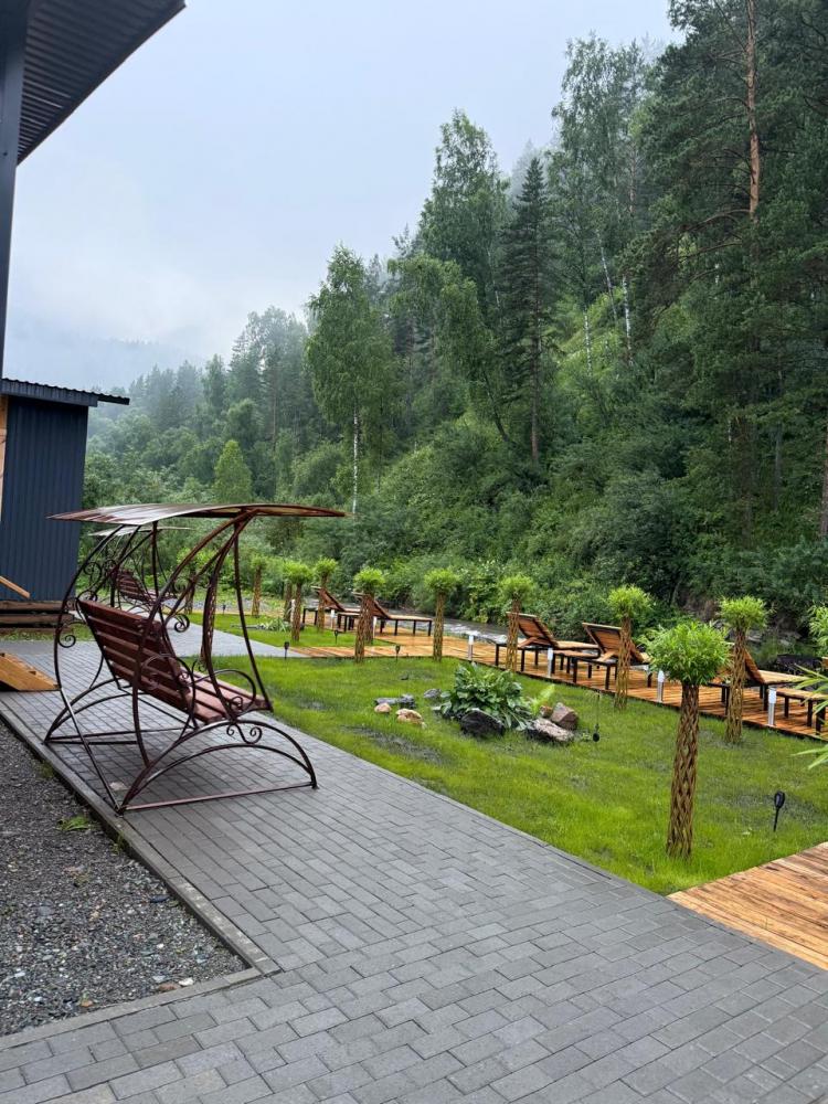 Отдых на Алтае у реки Узнезя на турбазе "Горный Рай"