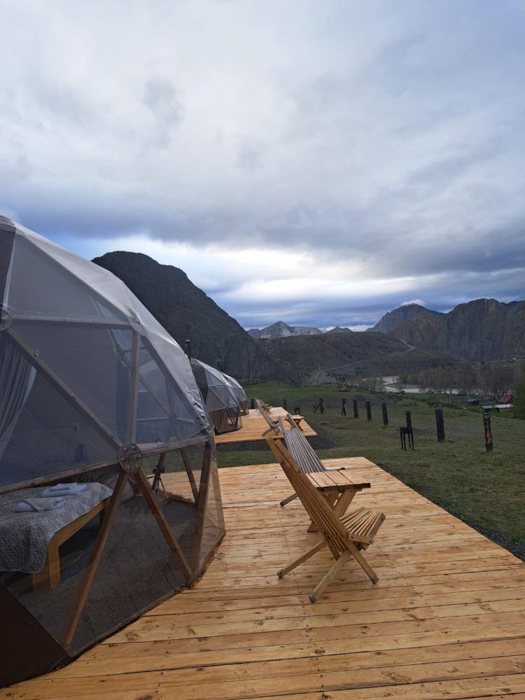 Купольная база отдыха на Алтае в Инегень