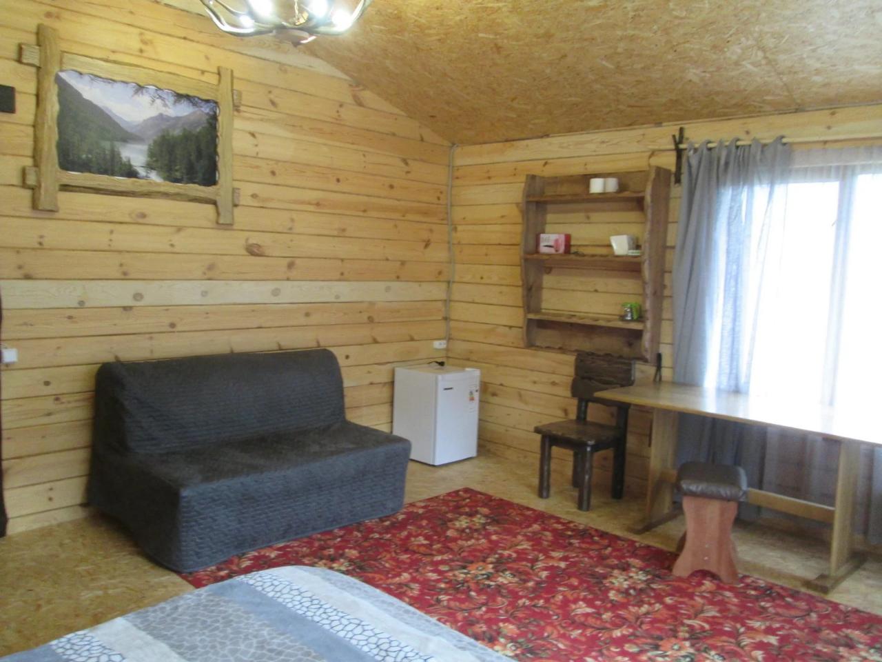 Дом 1 четырехместный благоустроенный