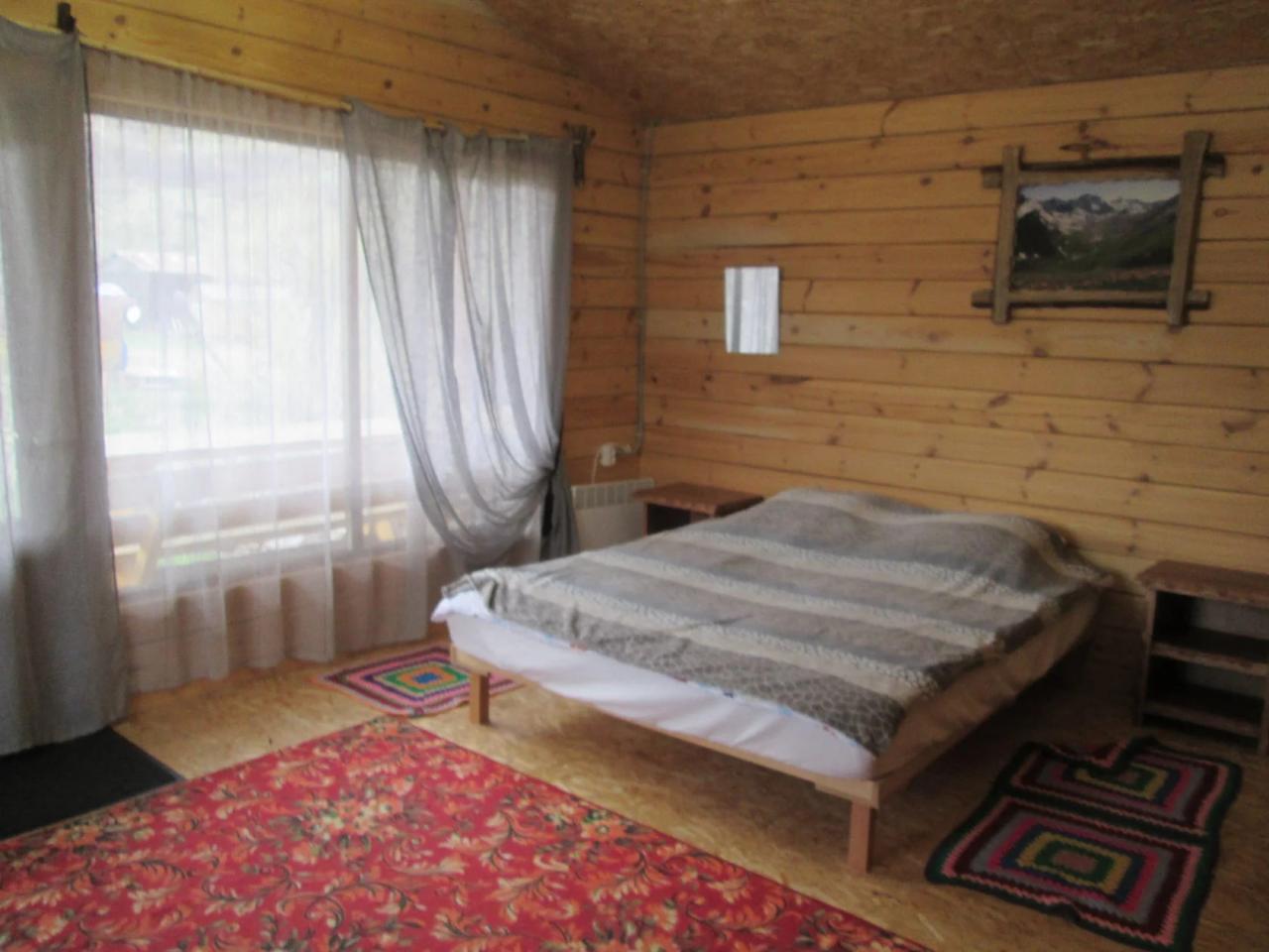 Дом 1 четырехместный благоустроенный