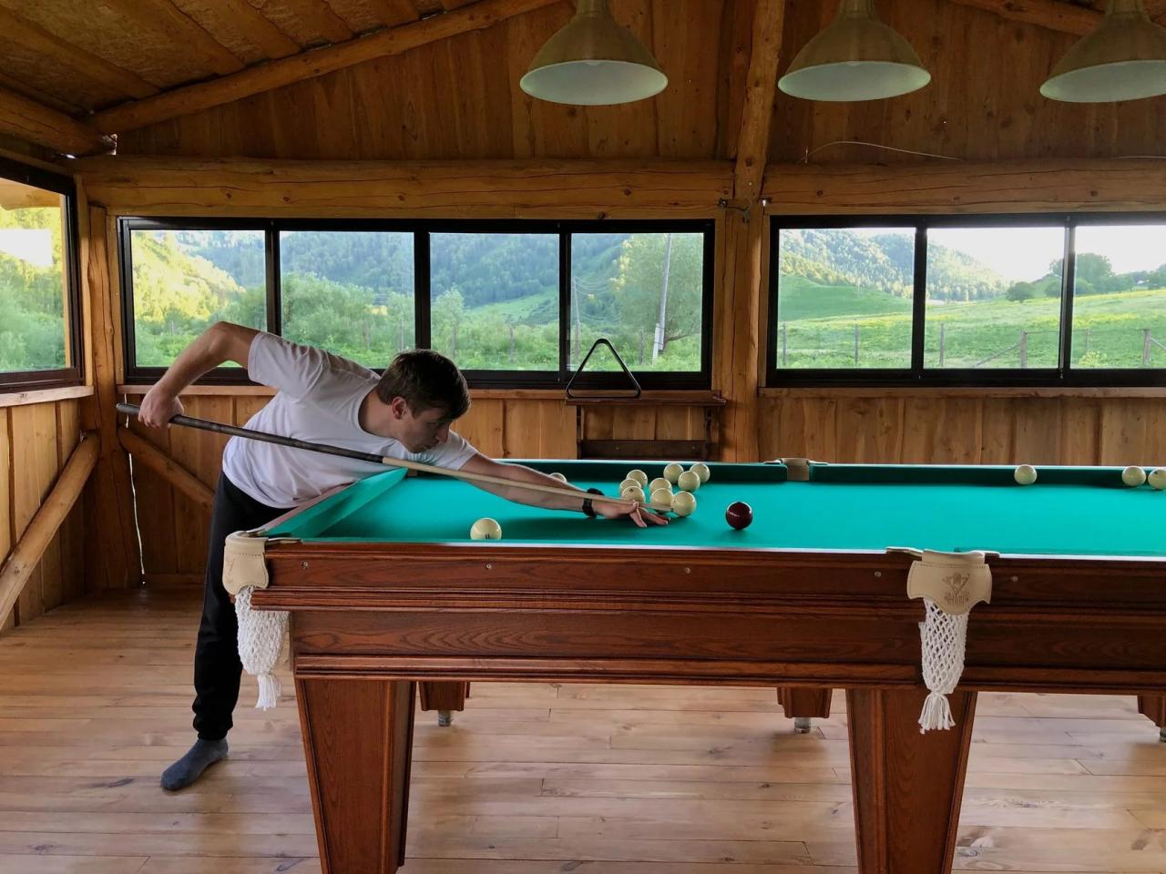 База отдыха с бильярдом на Алтае маральник "Сибирь"