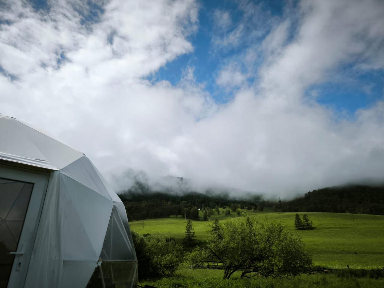  База отдыха "Заречье" Шебалино в Горном Алтае