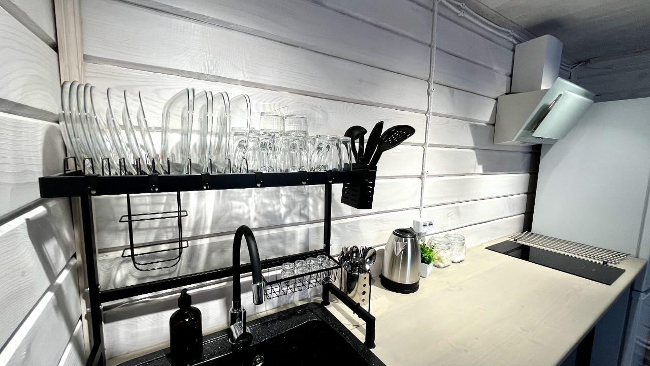 Кухонная зона в 2-х этажном доме