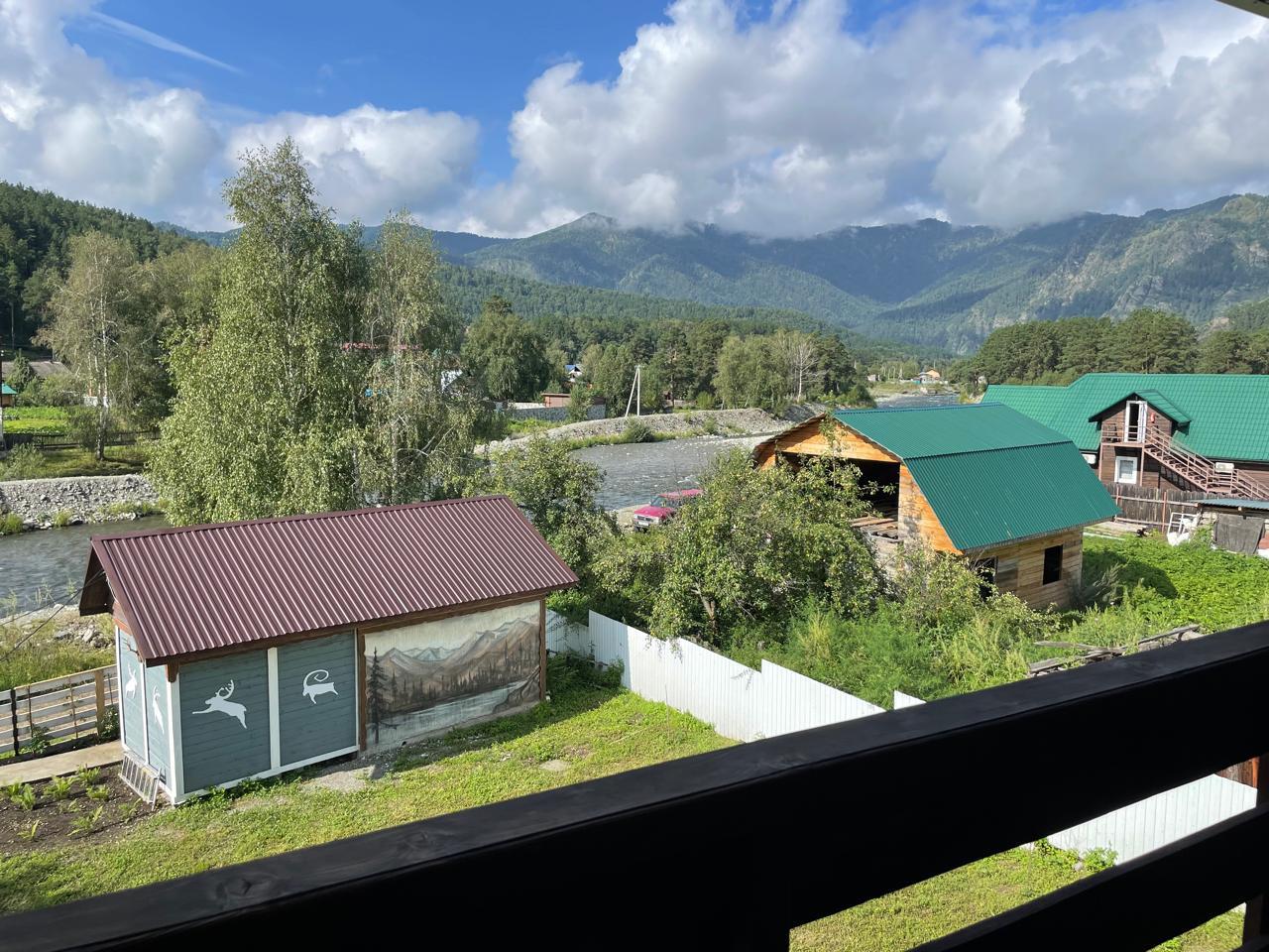 Дом №2 вид на реку