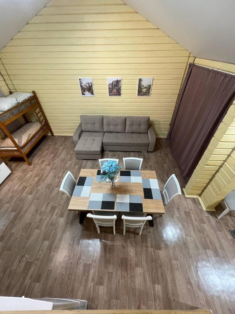 Круглогодичный дом №6 двухкомнатный на 6-8 человек