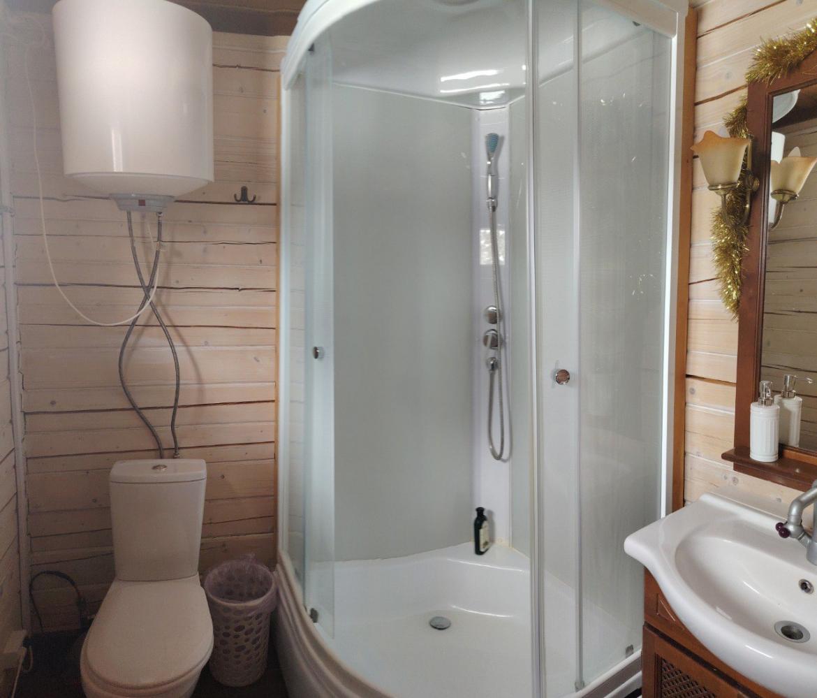 Дом №3 благоустроенный второй этаж 