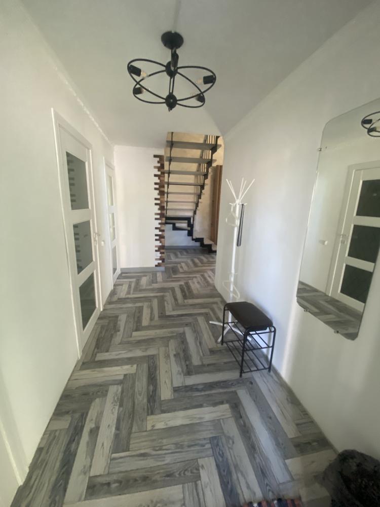 На первом этаже Коттеджа "Апартаменты"