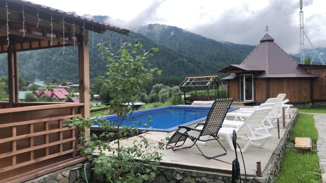 Гостевой дом "Ирбис" на Алтае вблизи Чемала