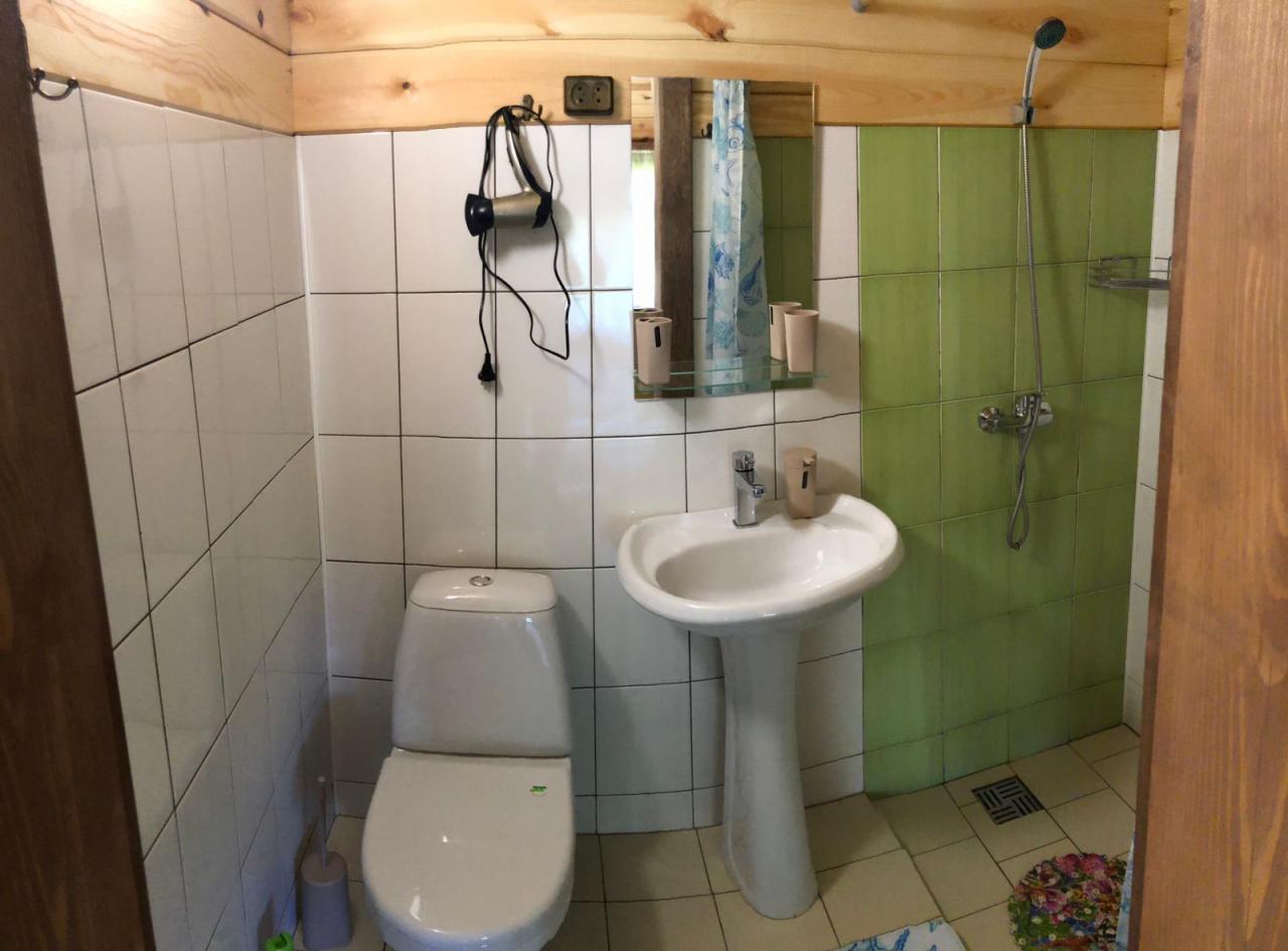 Гостевой дом "Ирбис" на Алтае вблизи Чемала