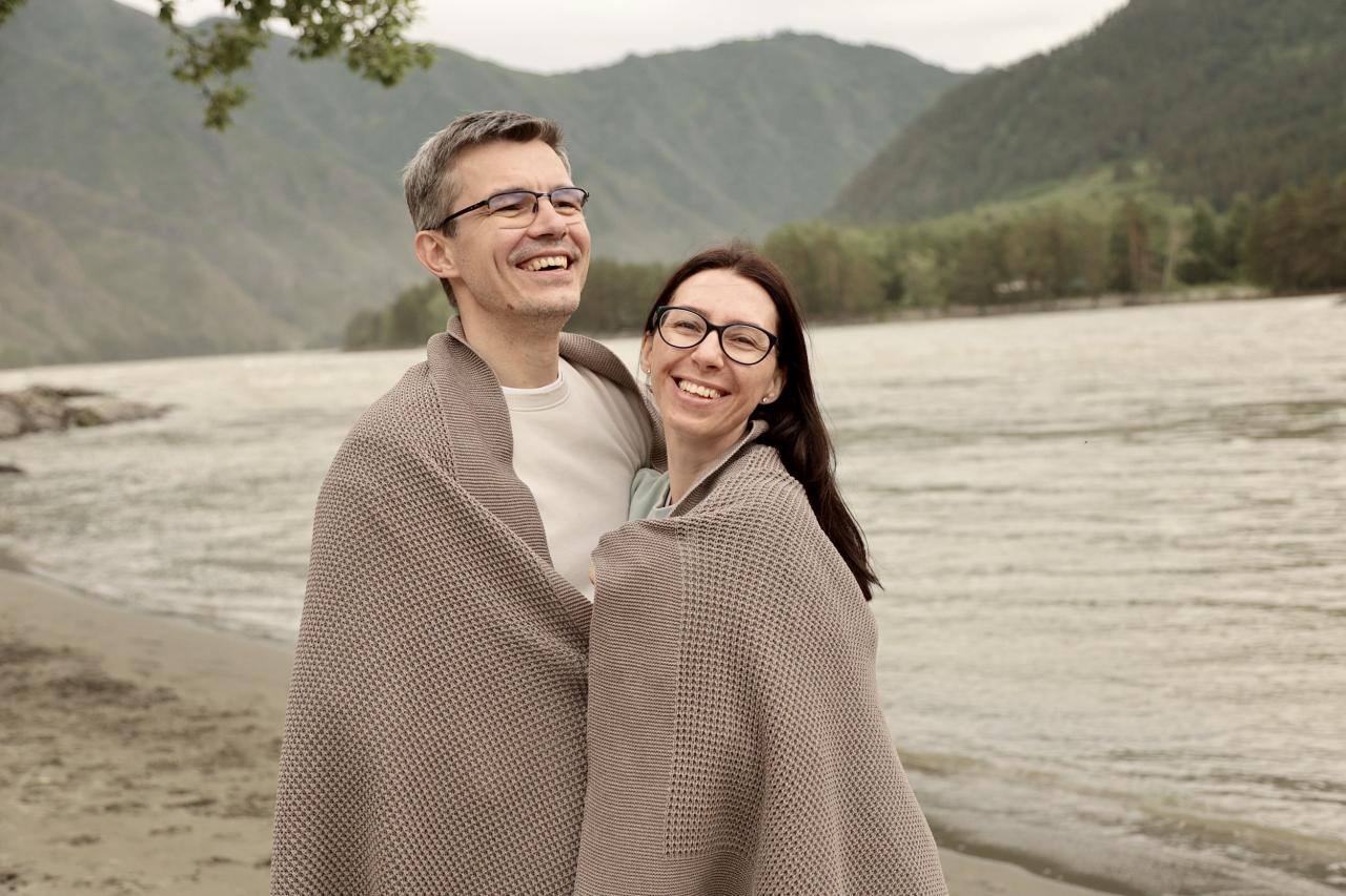 Йога тур на Алтай с ретритом и практиками в Куюсе на берегу Катуни