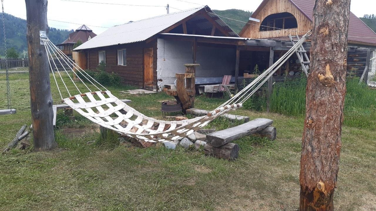 Отдых на Алтае с видом на гору Белуха