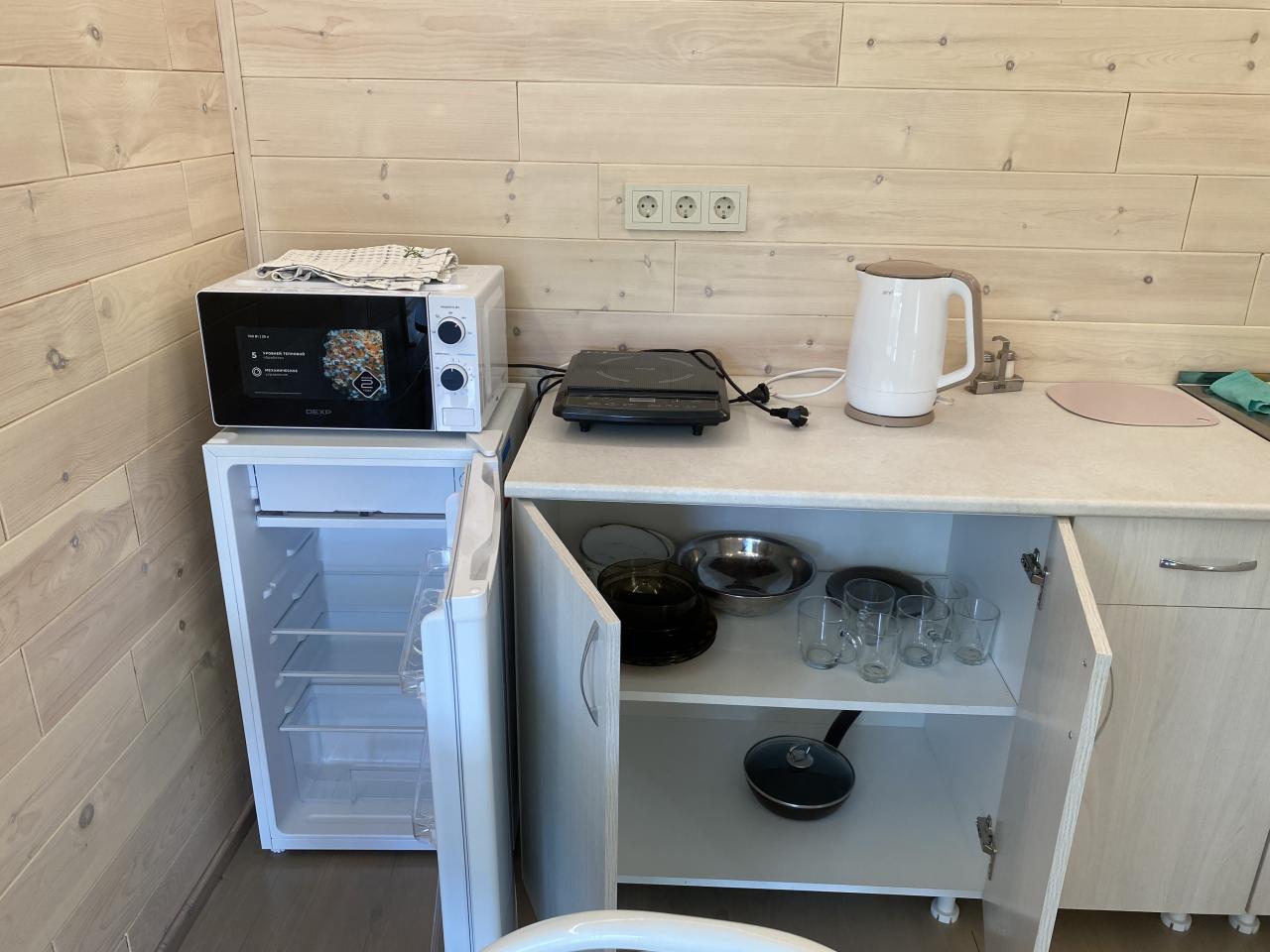 Кухонная зона в Номере 6