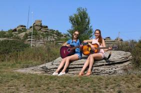 Праздники Алтая : Фестиваль бардовской песни на Колыванском озере
