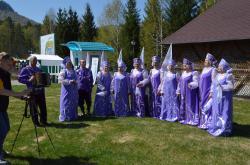 Отдых на Алтае : Праздник «Цветение маральника» : Выступление коллектива народной песни