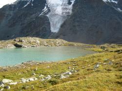 Горный Алтай : Что посмотреть рядом с горой Белуха : Долина семи озер : Бирюзовое озеро и ледник Ак-Оюк