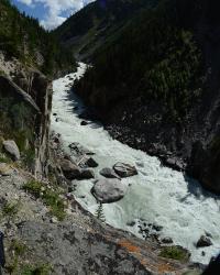 Горный Алтай, Кош-Агач, Джазатор : Карагемский прорыв : Река Аргут, участок Карагемского прорыва, взгляд вверх по течению