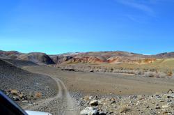 Горный Алтай : Чаган-Узун, цветные скалы Кызыл-Чина : Дорга к Марсу-1