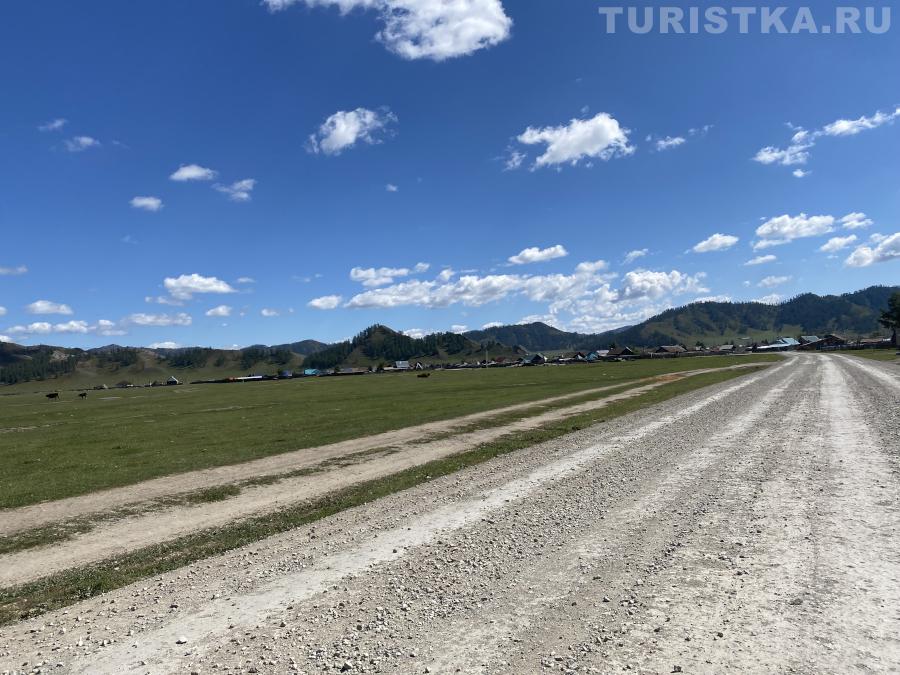 Въезд в Яконур со стороны Черного Ануя