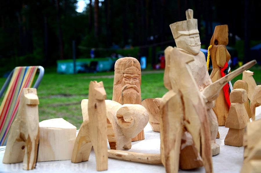 Мастре-класс «Деревянные фигурки топором»