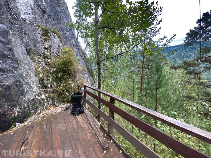 Выход с камнем