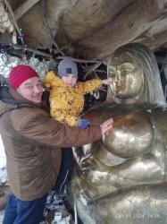 Алтай : Фотоконкурс : Смехотурики 2025 : Говорят в Манжероке можно найти ответы на все вопросы. Но мы не проверяли, потому что там и вопросы-то задавать лень! Манжерок