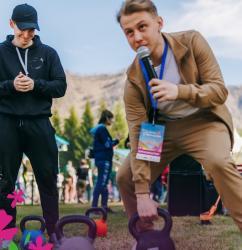 Фестиваль Цветение маральника на Бирюзовой Катуни