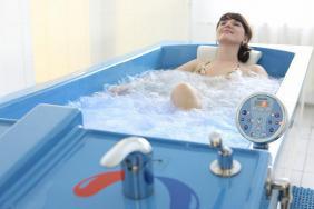 Отдых и лечение на Алтае : Санаторий Россия : Термальные ванны