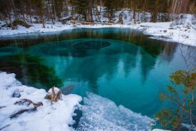 Зимние туры на Алтай 2023 Гейзерово озеро