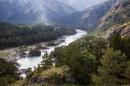 Река Катунь с горы Бешпек, Чемальский район Алтай.